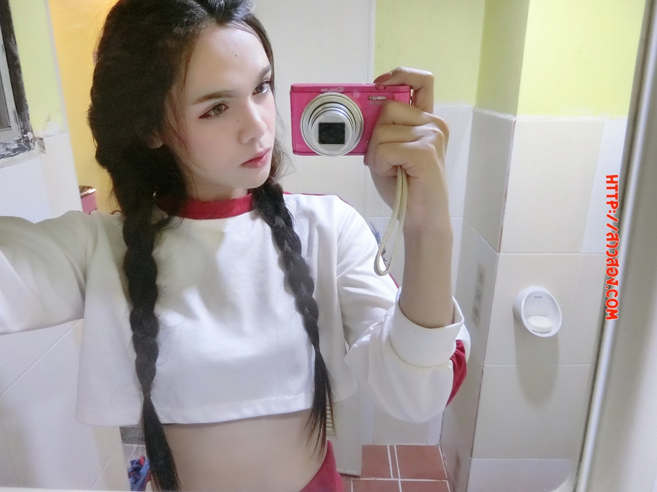 น้องพอล สาวสองรับงาน สวยขาวหุ่นดี น่ารัก พิกัด รามอินทรา id tichakorn_4499