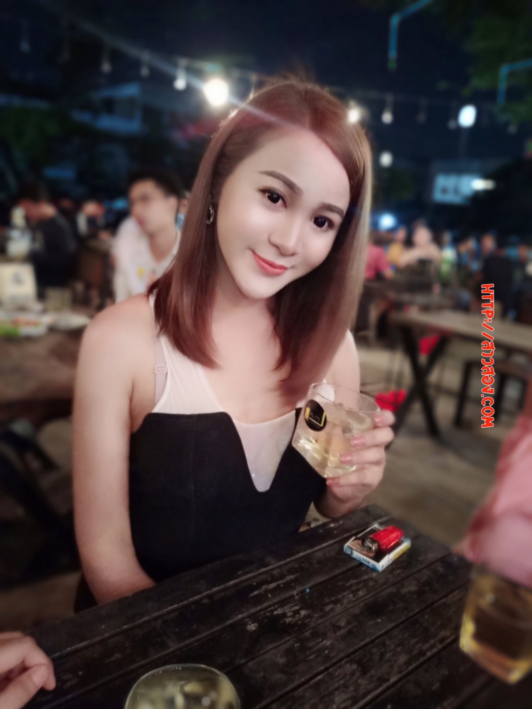 B612_20190505_003912_911.jpg
