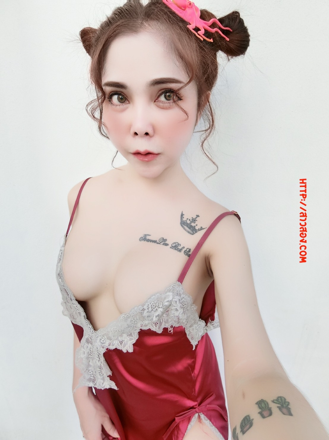 สาว​2​สุขุมวิท​22​อโศก​