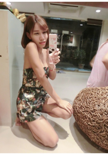 สาวสอง ยังไม่แปลง รับงาน แถวลาดกระบัง อ่อนนุช น่ารัก