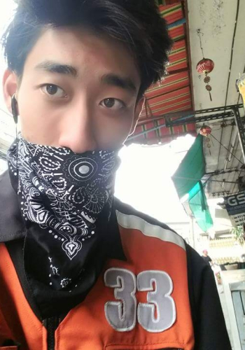 [ผู้ชายขายตัวให้กะเทย] รับงานฝั่งธนท่าพระ เเหละโซนระเเวกบ้าน