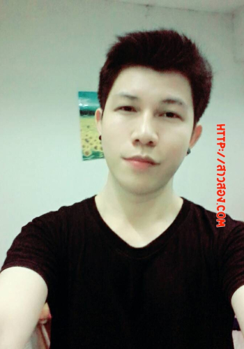[ผู้ชายขายตัวให้กะเทย] รับงานคับ สนใจแอดไลนมาได้เลยคับ