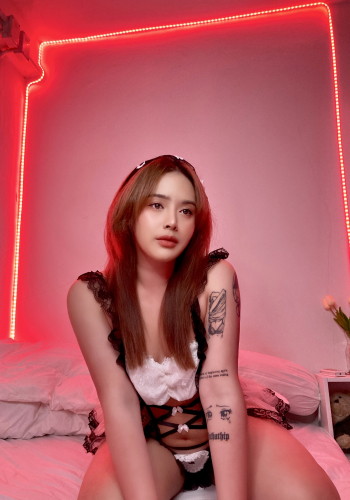 [กะเทยขายตัว] สาวสองรับงาน