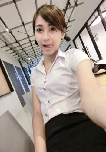น่ารักสดใสวัยมหาลัยหาค่าขนม สวย ดาวคณะ...