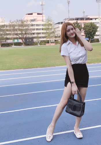 [กะเทยขายตัว] นักศึกษามอเอกชนรับงานเมืองเอกรังสิต ยังไม่แปลงนมคัพดีมาเจอแล้วรับรองไม่ผิดหวัง