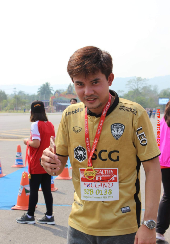 [ผู้ชายขายตัวให้กะเทย] รับงานครับชาแท้ แต่ชอบรุกสาวสองกว่าผู้หญิงครับ