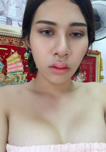 สาวสองรับงานพระราม2 เหงาเงี่ยนอยากเสียวเย็ดไม่อั๋นแอด