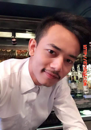 [ผู้ชายขายตัวให้กะเทย] ว่างอยู่ครับ
