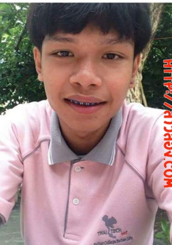 [ผู้ชายขายตัวให้กะเทย] รับงานครับ พระประแดง อายุ 19 หน้าตาตีเข้มๆ lineid pattana_not