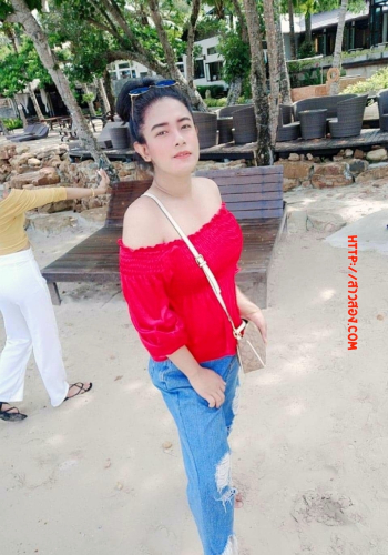 [กะเทยขายตัว] สาวสองว่างหาพี่ใจดีสายเปย์นัดเจอเเถวอิสรภาพลาดหญ้าสนใจทักเลย