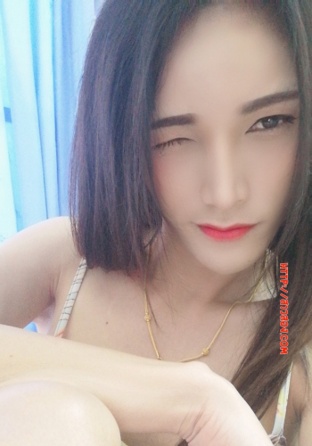[กะเทยขายตัว]  เอมมี่ลาดพร้าว ทำนมไม่แปลง