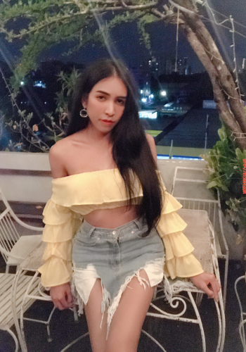 [กะเทยขายตัว] ลาดพร้าวรับงานรุกรับนมใหญ่งูใหญ่